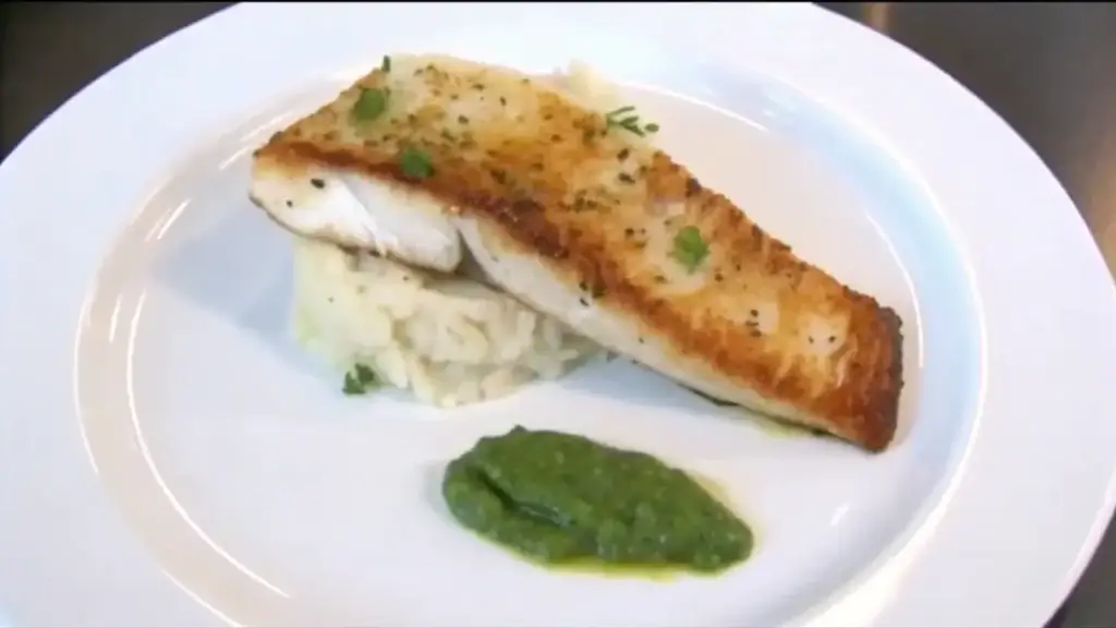 Le Filet de Saint-Pierre : Un Délice de la Mer à Votre Table 2 Filet de Saint-Pierre